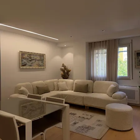 Apartment Newborn *